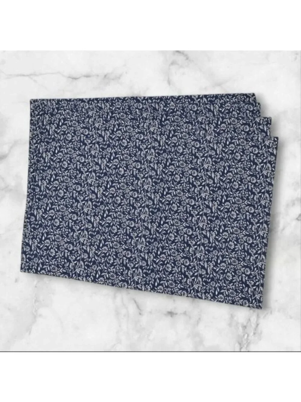 4 Williams Sonoma Blue White Ditsy Floral Cotton Placemats 14